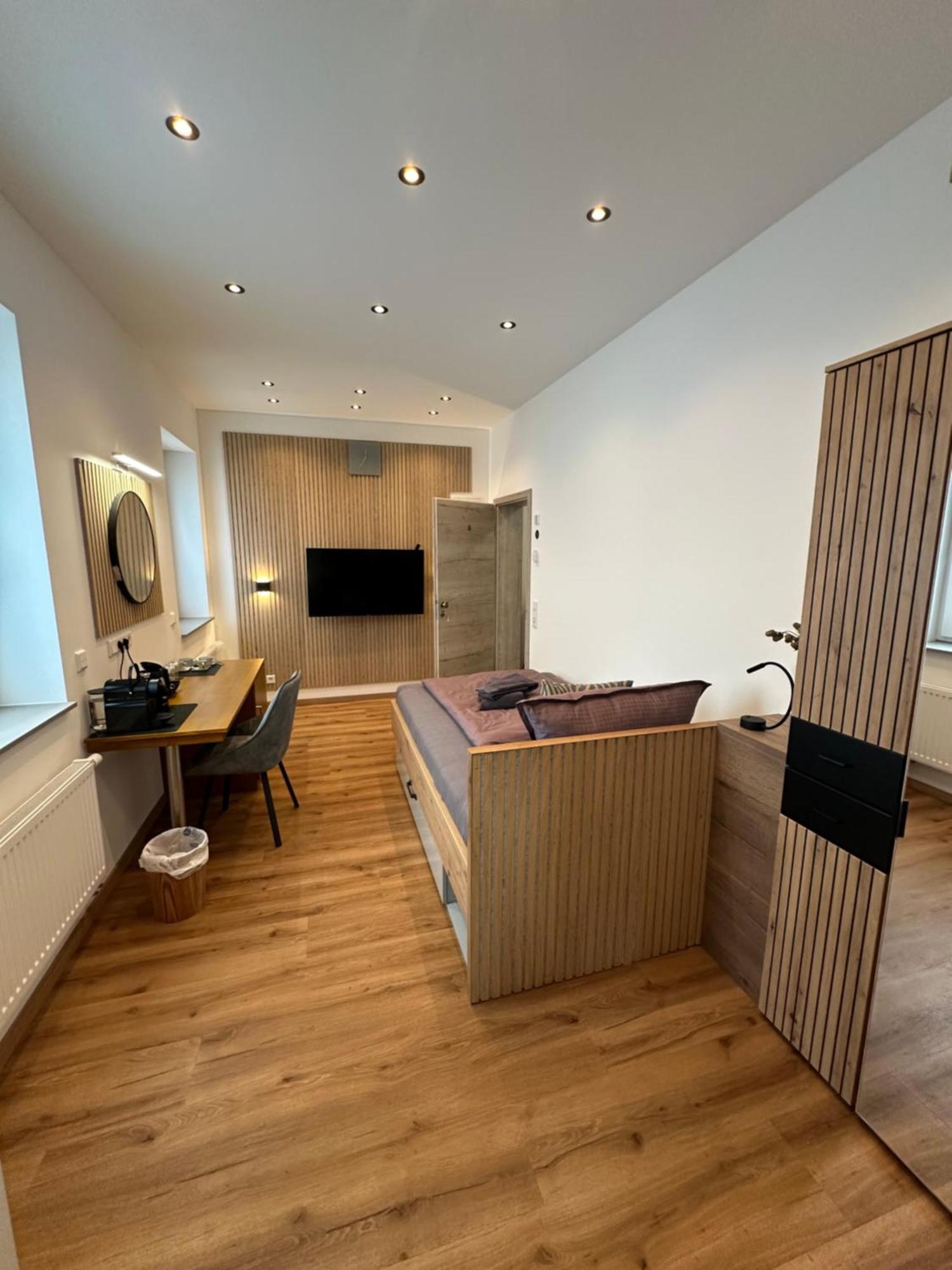 Artemis Zimmervermietung 5 Ein Bettzimmer Sundern Buitenkant foto